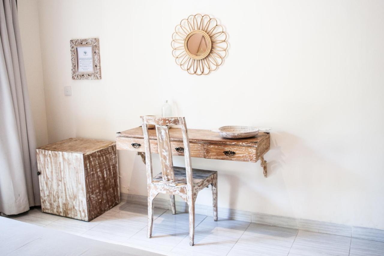 The Spare Room Bali Canggu Εξωτερικό φωτογραφία