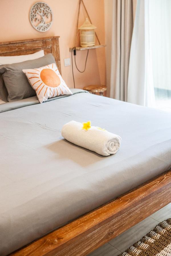 The Spare Room Bali Canggu Εξωτερικό φωτογραφία