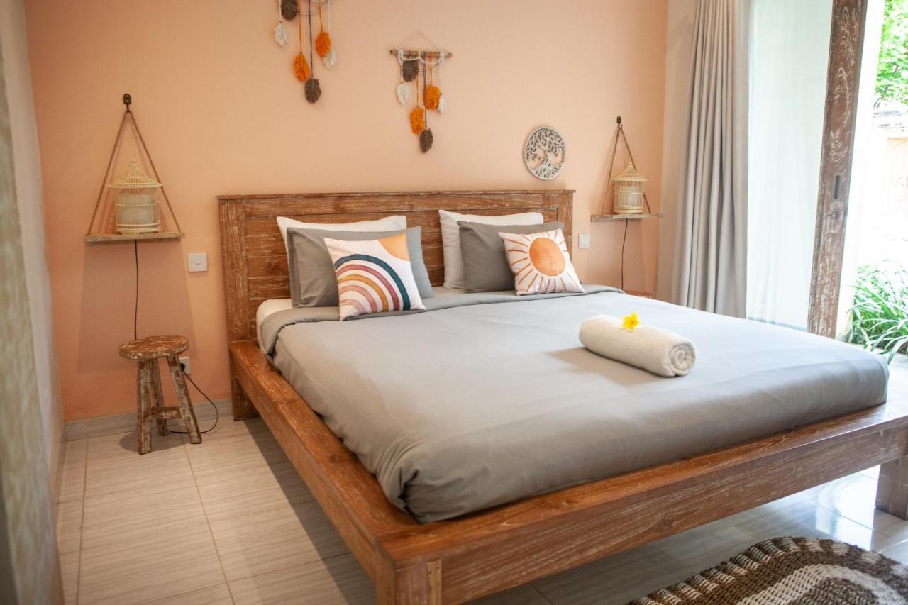 The Spare Room Bali Canggu Εξωτερικό φωτογραφία
