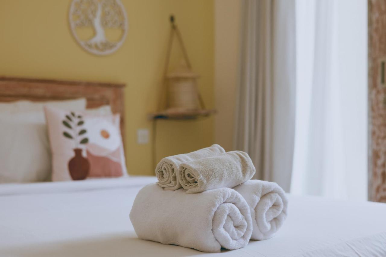 The Spare Room Bali Canggu Εξωτερικό φωτογραφία