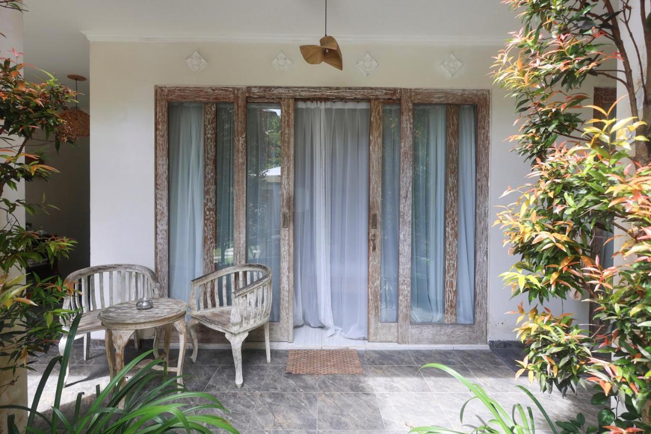 The Spare Room Bali Canggu Εξωτερικό φωτογραφία