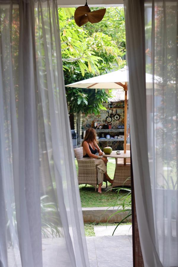 The Spare Room Bali Canggu Εξωτερικό φωτογραφία