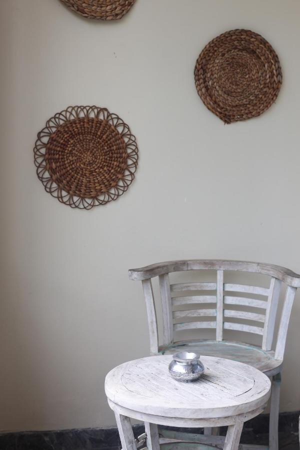 The Spare Room Bali Canggu Εξωτερικό φωτογραφία